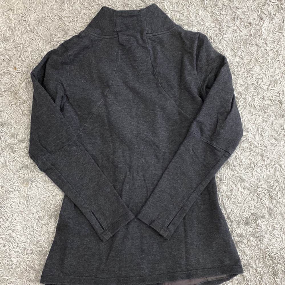 The Northface Womens Jacket - Picture 6 of 6